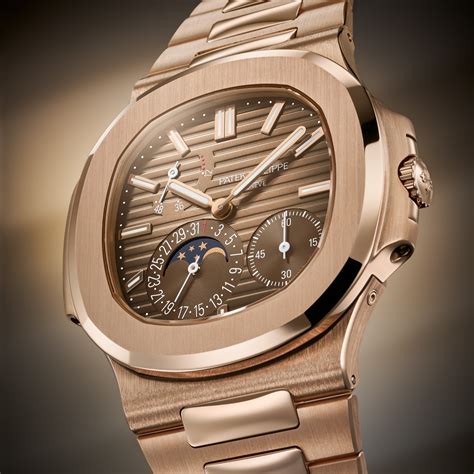 patek philippe annual calendar 18krosegpld|patek philippe nautilus annual calendar.